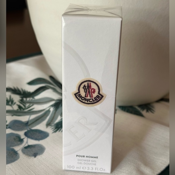 Moncler 100ml Shower Gel NEW